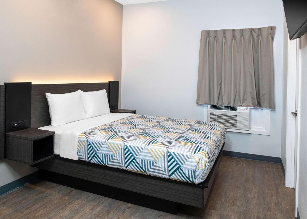 Motel 6 San Pedro, Ca Port Of Λος Άντζελες Εξωτερικό φωτογραφία