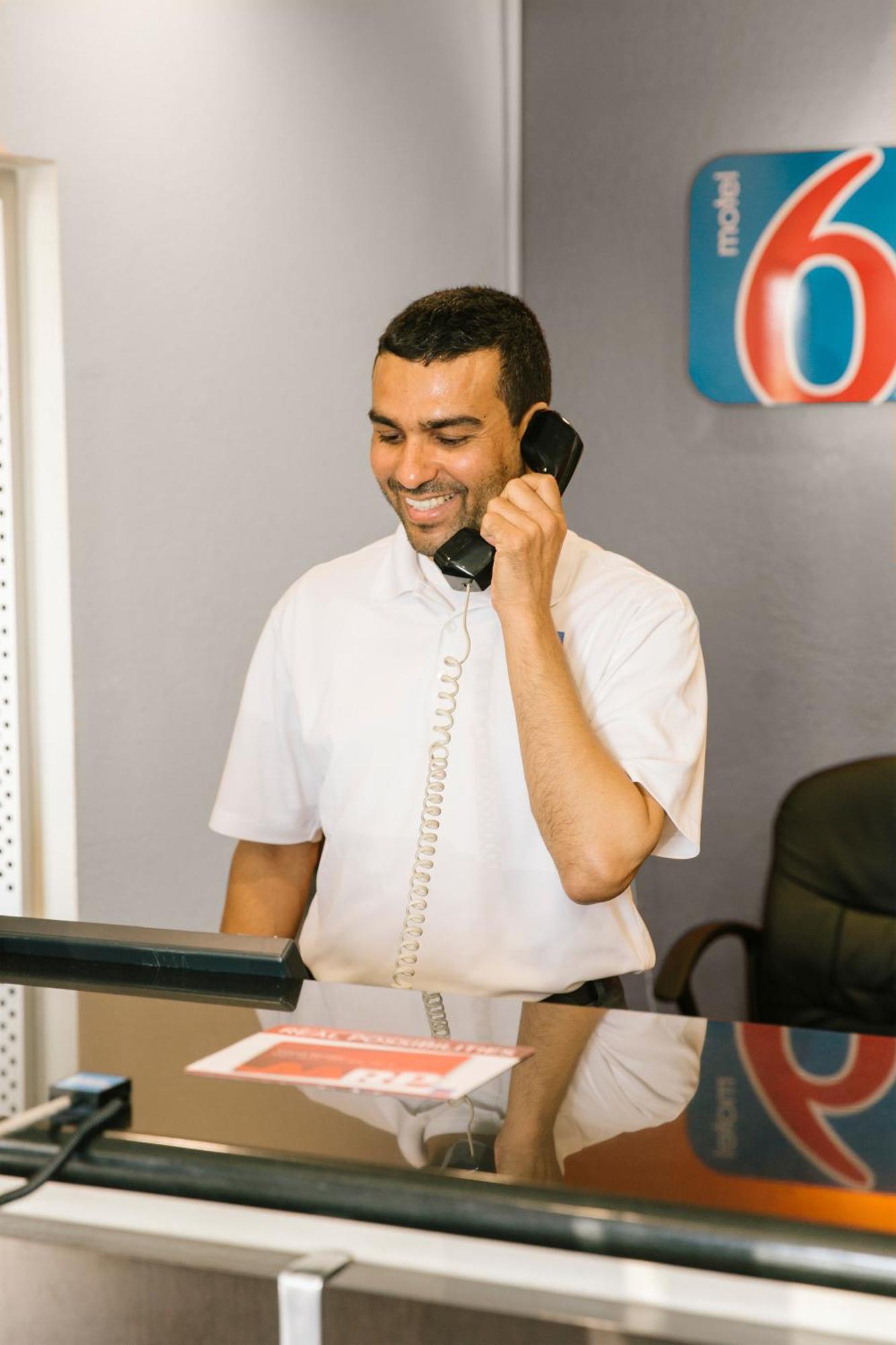 Motel 6 San Pedro, Ca Port Of Λος Άντζελες Εξωτερικό φωτογραφία
